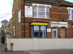 Sadler Davies & Co image