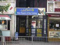 L A Carr image