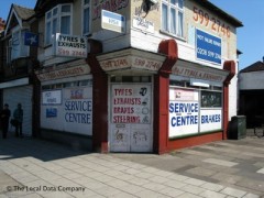 B&J Tyres image