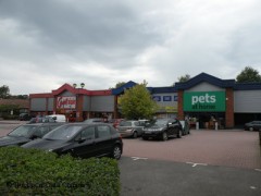 Manor Retail Park image