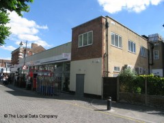 Tesco Express image