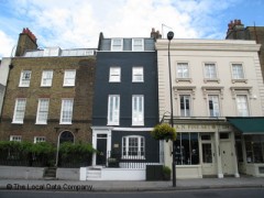 Roberts & Co image