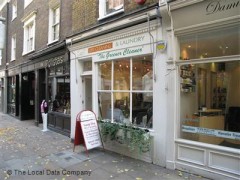 Capri Dry Cleaning image
