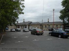Harrow & Wealdstone Underground Station image