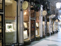 St. James's Art Books image