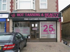 Hot Tanning & Beauty image