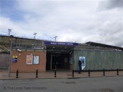 Ruislip Gardens Underground Station image