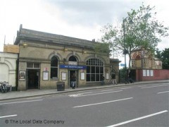 West Brompton Overground Station image