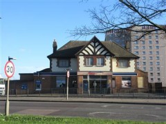 Tesco Express image