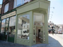 Centini Blowdry Bar image