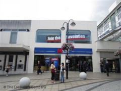 Metro Bank image