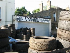 Queens Road Tyres image
