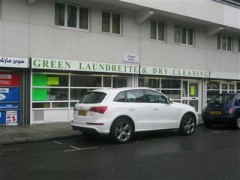 Green Laundrette & Dry Cleaning image