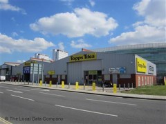 Topps Tiles image