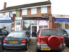Dhani's Unisex Salon image