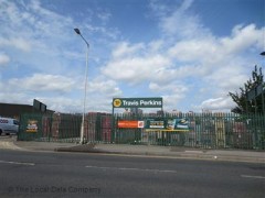 Travis Perkins image