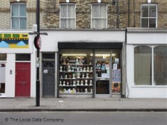Desmie's Unisex Salon image