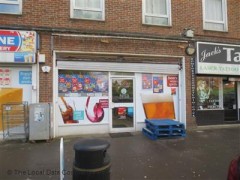Nisa Local image