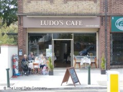 Ludo's Cafe image