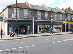Nisa Local image