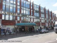 Robert Dyas image