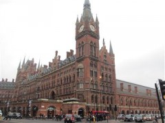 L'Occitane image