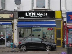 Lyn Nails image