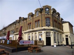 The Alma Tavern image