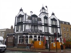 Golden Goose, 146-148 Camberwell New Camberwell, London, SE5 0RR - London Bars - All in