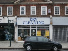Metro Laundrette & Dry Cleaners image