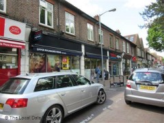 Tesco Express image