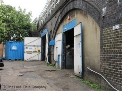 Bow Taxis image