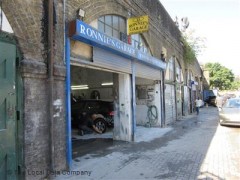 Ronnie's Garage image