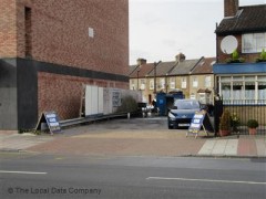 Hand Car Wash  image