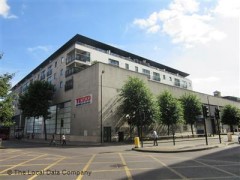 Harris + Hoole image