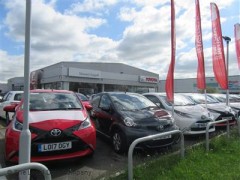 Steven Eagell Toyota image