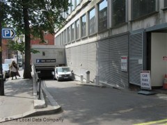 Q-Park image