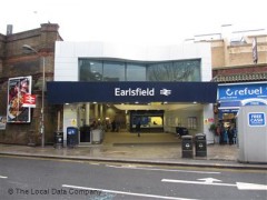 Earlsfield Station image