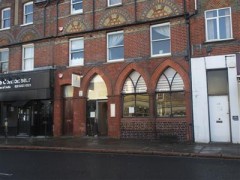 Grove On The Hill image