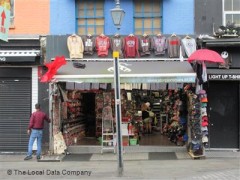 Fashion Accessories & Souvenirs image