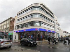 Metro Bank image