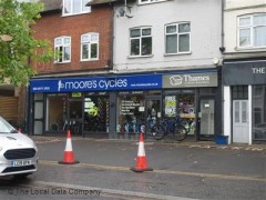 Thames Garden Buildings image
