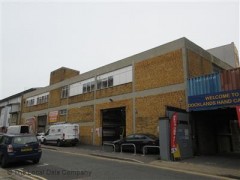 Howdens Joinery image