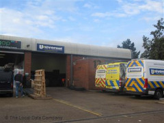 Universal Tyres image