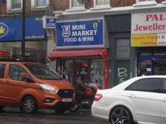 F7 Mini Market image