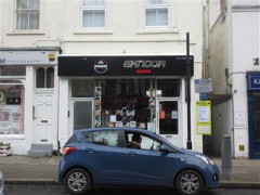 Eknoor Barber image