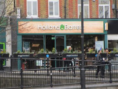 Holland & Barrett image