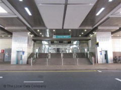 Hawes & Curtis image