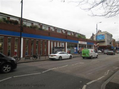 Tesco Express image