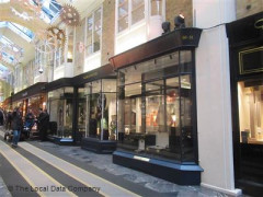 Globe-Trotter image